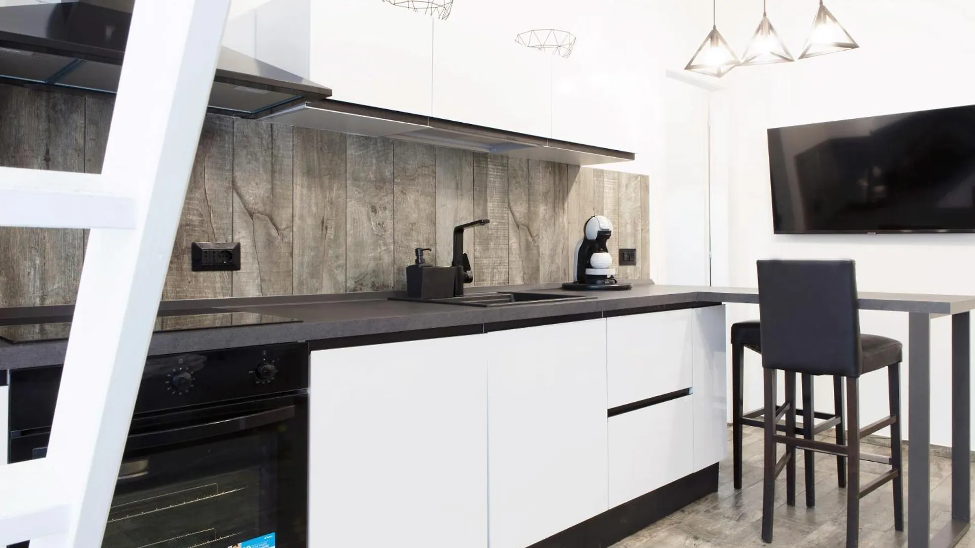 Apartment Appartamento Moderno Milan