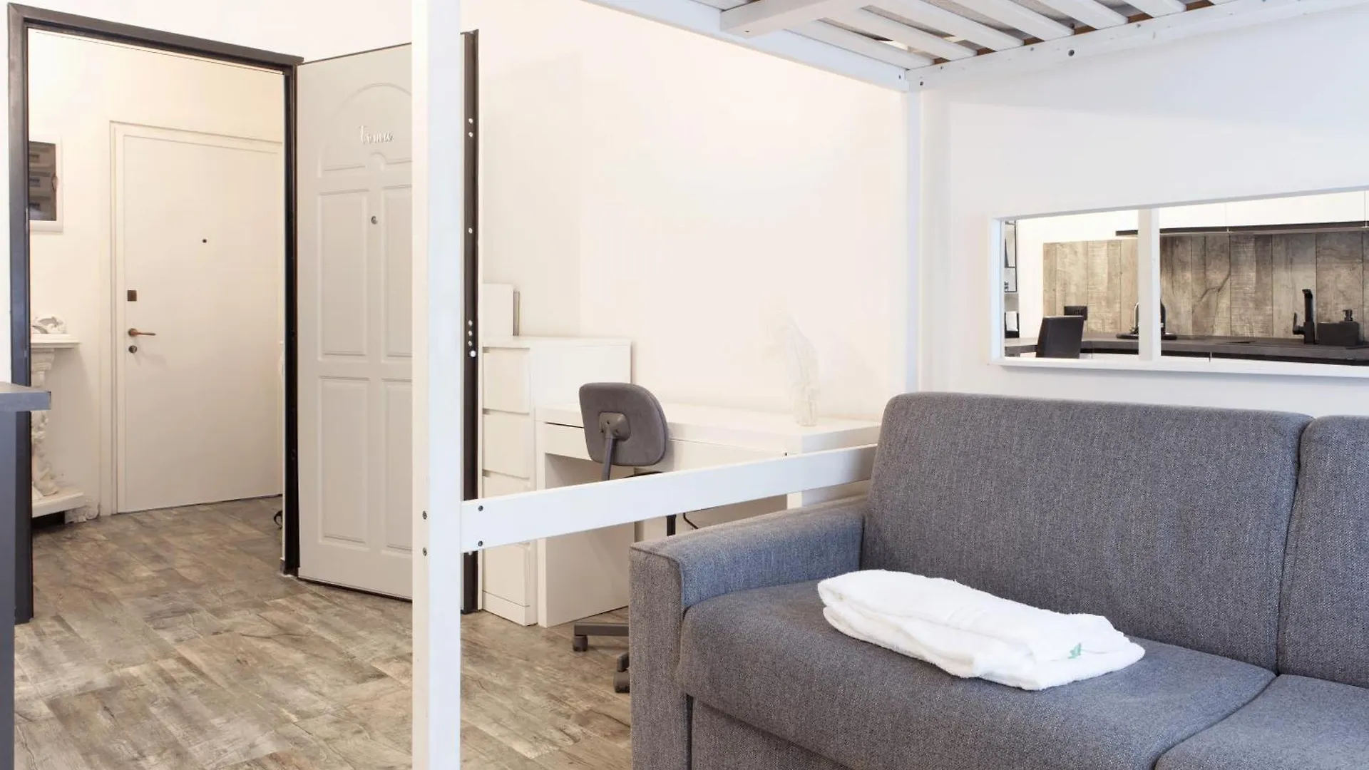 Appartamento Moderno Milan Apartment